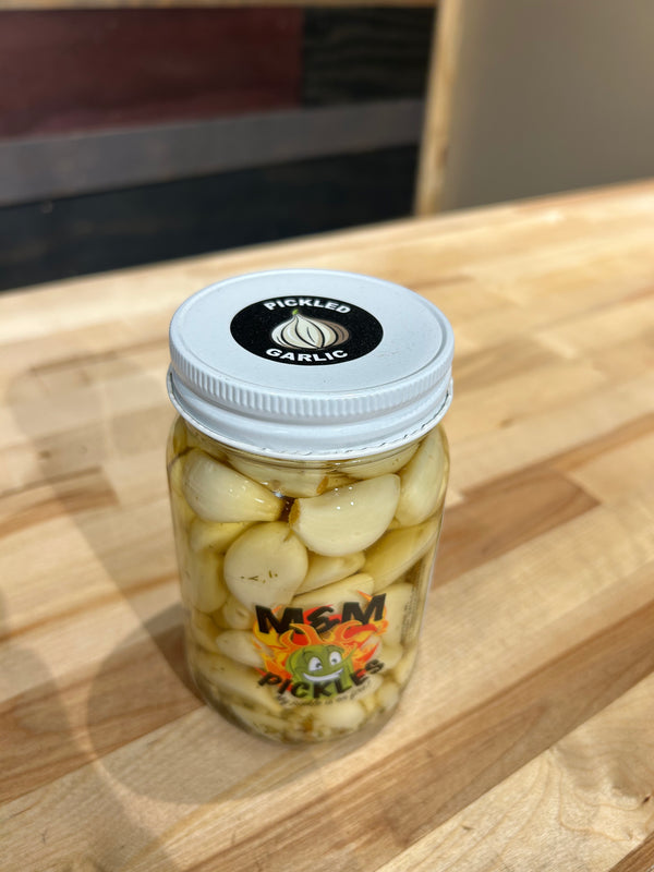 M&M Pickles - Garlic Cloves - 8 oz